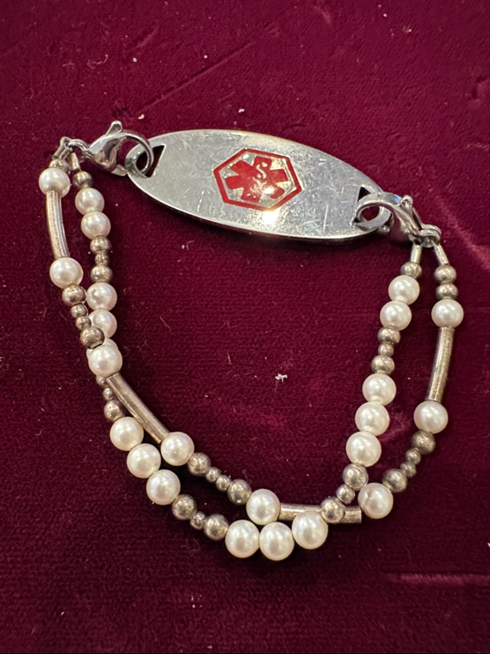 Medical Alert Double-Strand Pearl and Silver ID Bracelet - White/Silver